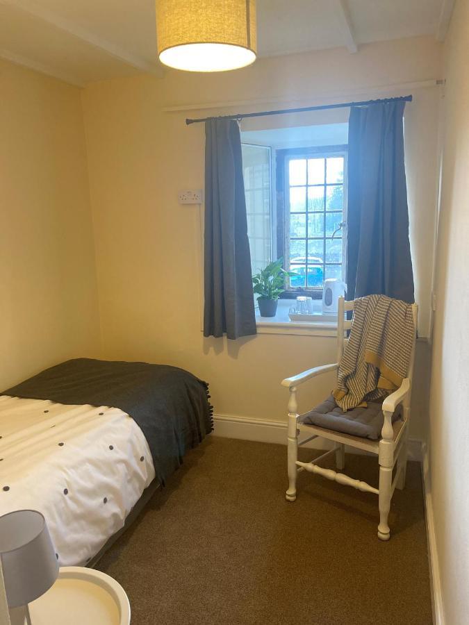 The Fleur-De-Lis Hotel Chiselborough Quarto foto